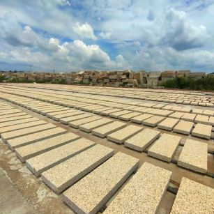 许昌 黄金麻荔枝面花岗岩石材地铺石防护中