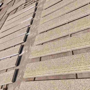 许昌 黄金麻花岗岩光面楼梯踏步