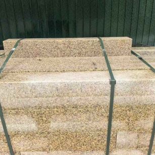 许昌 黄金麻花岗岩石材机切面栏杆料半成品