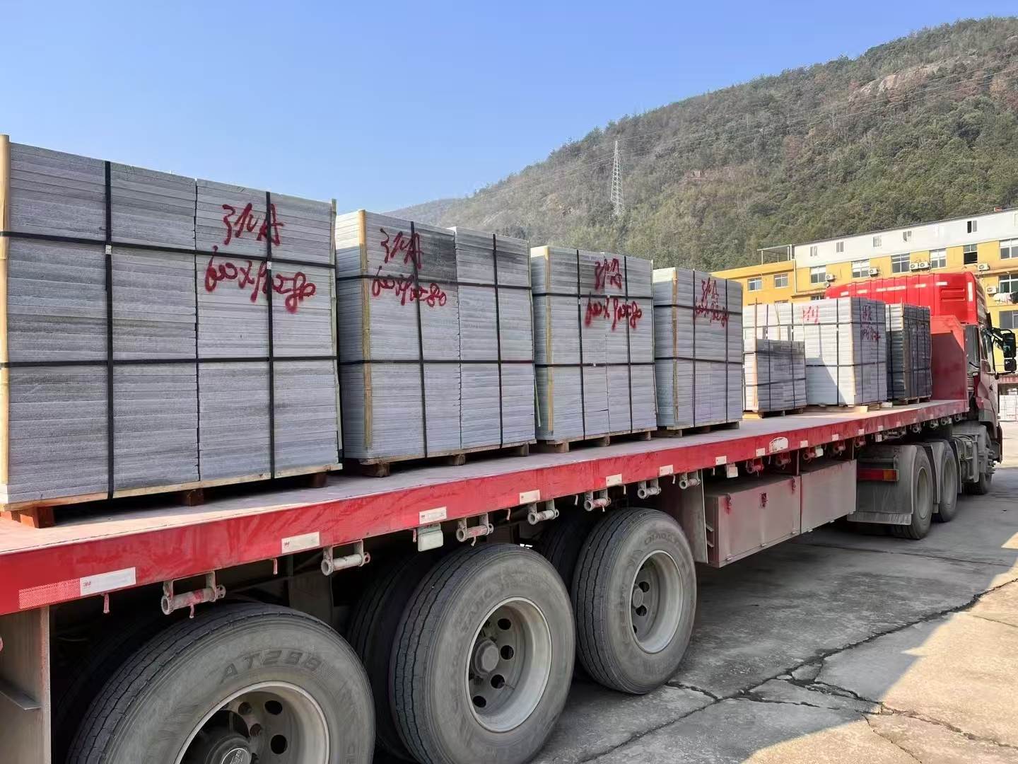 许昌 芝麻灰地铺石出货日常