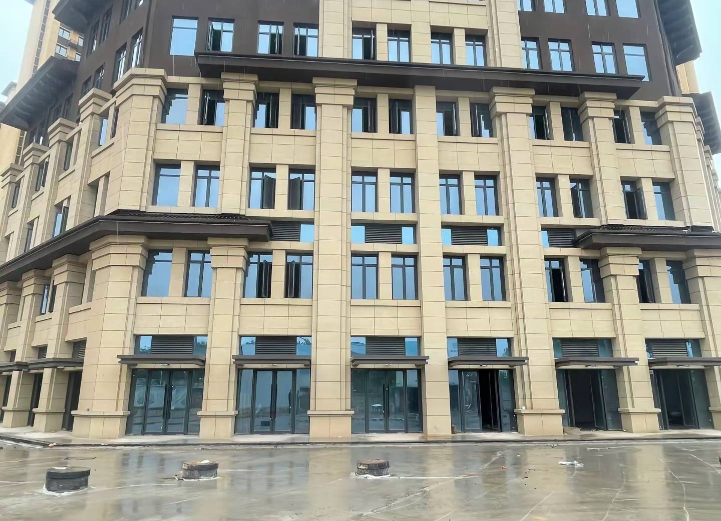 许昌 黄金麻花岗岩荔枝面小区外墙干挂