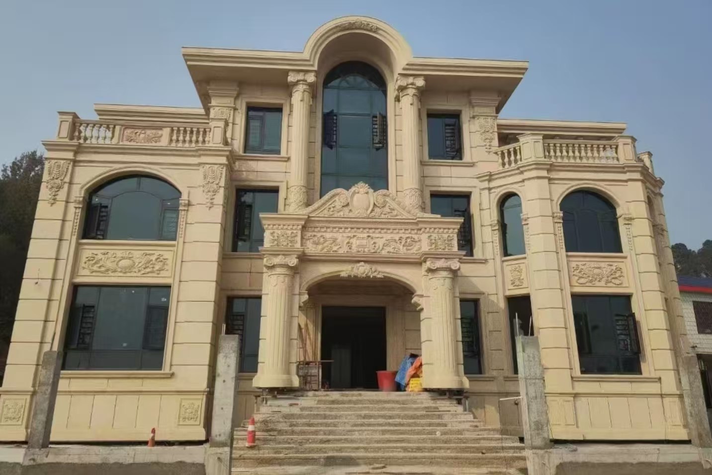 许昌 黄金麻花岗岩别墅外墙干挂