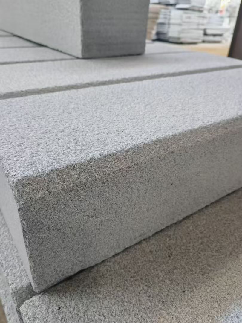 许昌 芝麻灰荔枝面路沿石