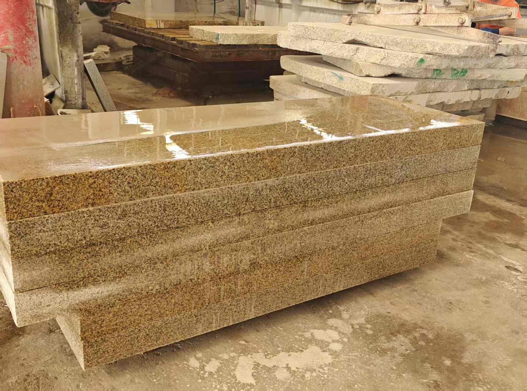 许昌 黄金麻栏杆料半成品加工中