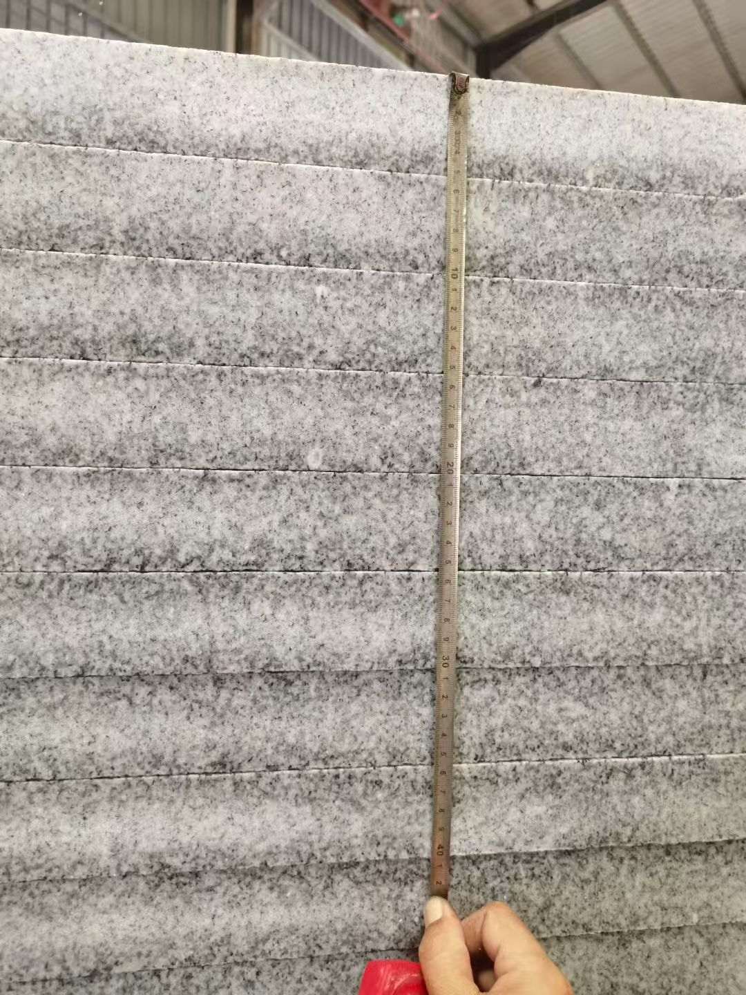 许昌 芝麻白火烧成品厚薄均匀，B料价格接近A料质量