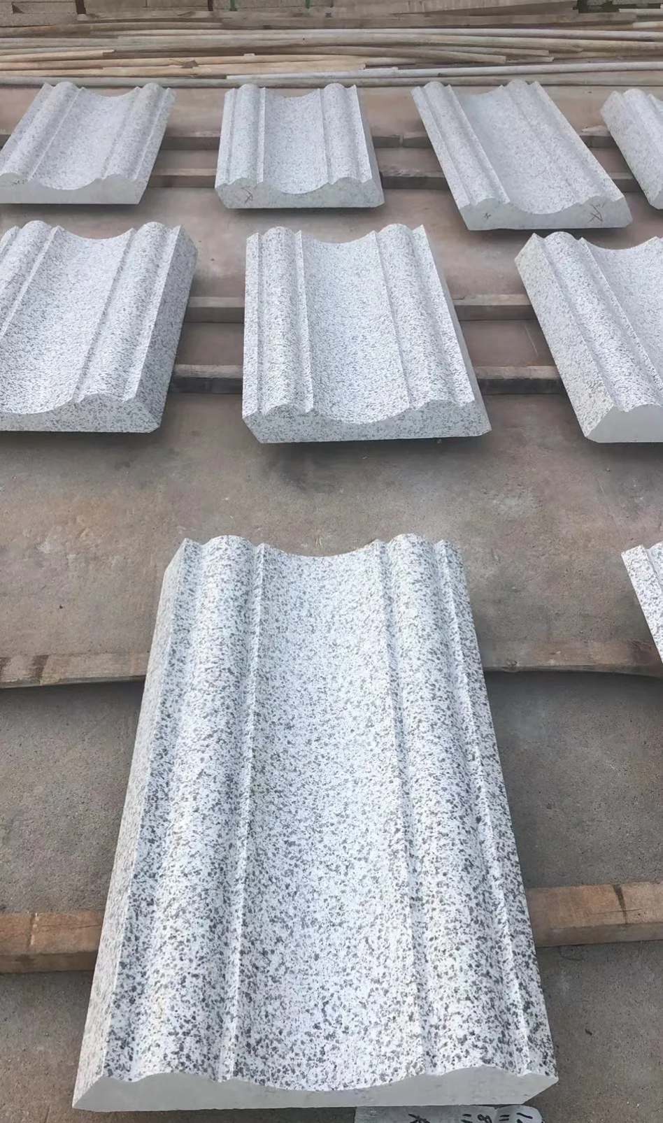 许昌 白麻花岗岩光面别墅线条